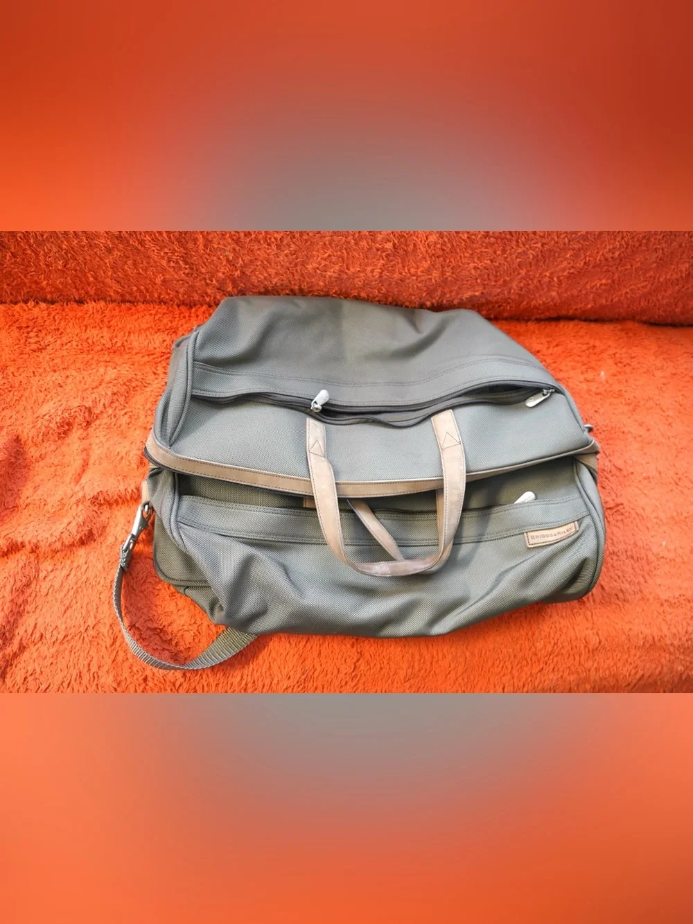 Briggs & Riley Carry On Weekender Duffel Bag Olive Green W/Strap